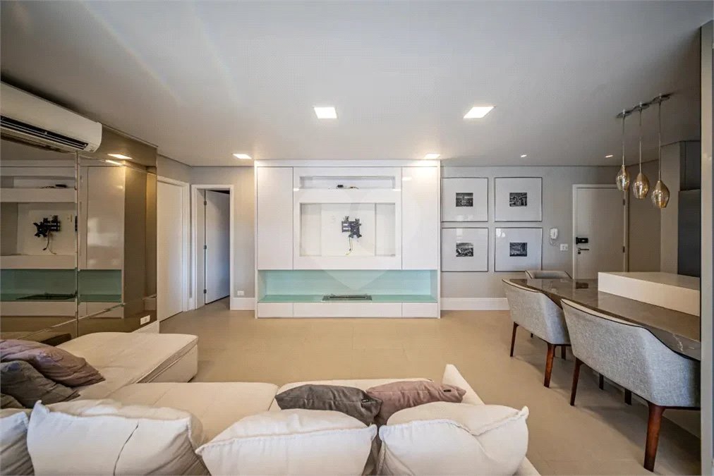 Apartamento à venda com 3 suítes em Jardim Fonte do Morumbi, São Paulo, SP