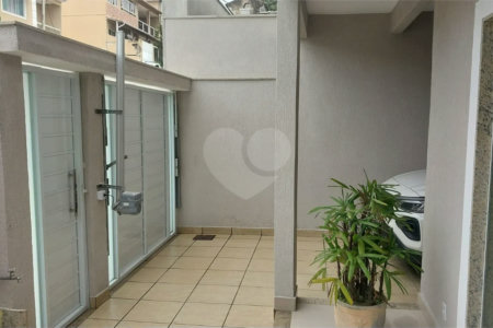 CONDOMÍNIO VALE DAS PALMEIRAS - CASA 3 QTOS + SUITE + PISCINA + GARAGEM 4 CARROS + ENERGIA SOLAR