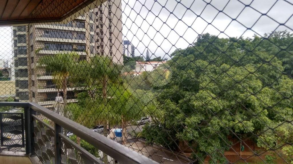 Excelente Apto à venda na Saúde c/240 m2 - 3 Suites/4 Vagas