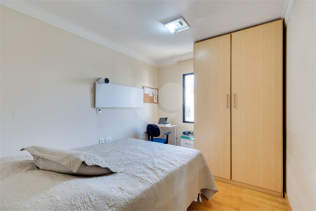Apartamento Alto da Boa Vista em Condominio Clube