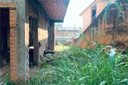 Imóvel em construção bem localizado
