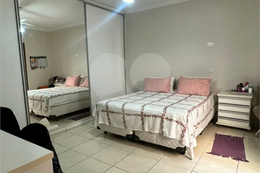 Belíssimo sobrado estilo edícula com 5 dormitórios, à venda na Nova Piracicaba em Piracicaba/ SP.