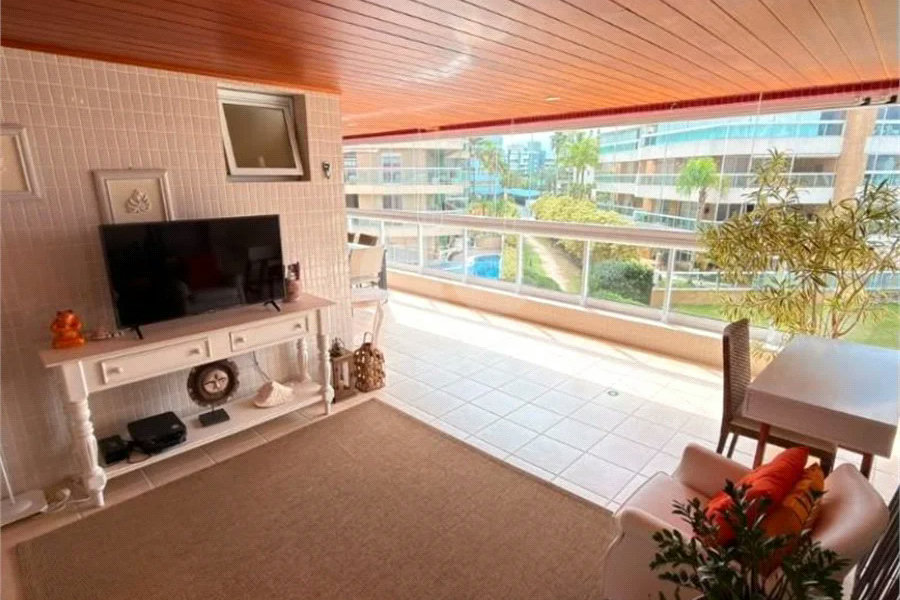 Apartamento à venda com 3 suítes em Riviera de São Lourenço, Bertioga, SP