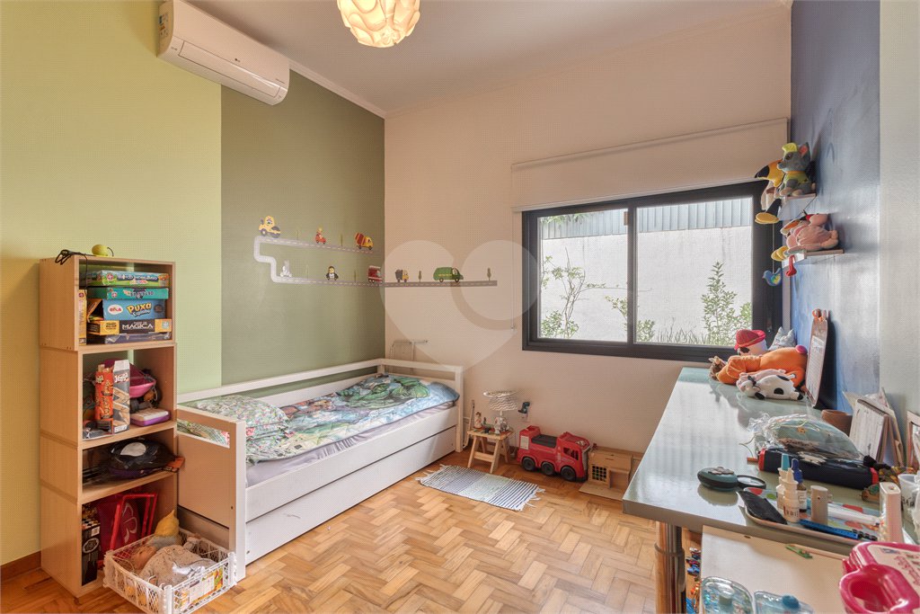 Casa à venda com 3 quartos, sendo 1 suíte, em Granja Julieta, São Paulo, SP