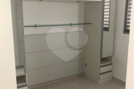 Apartamento no Condomínio Reserva Sul.