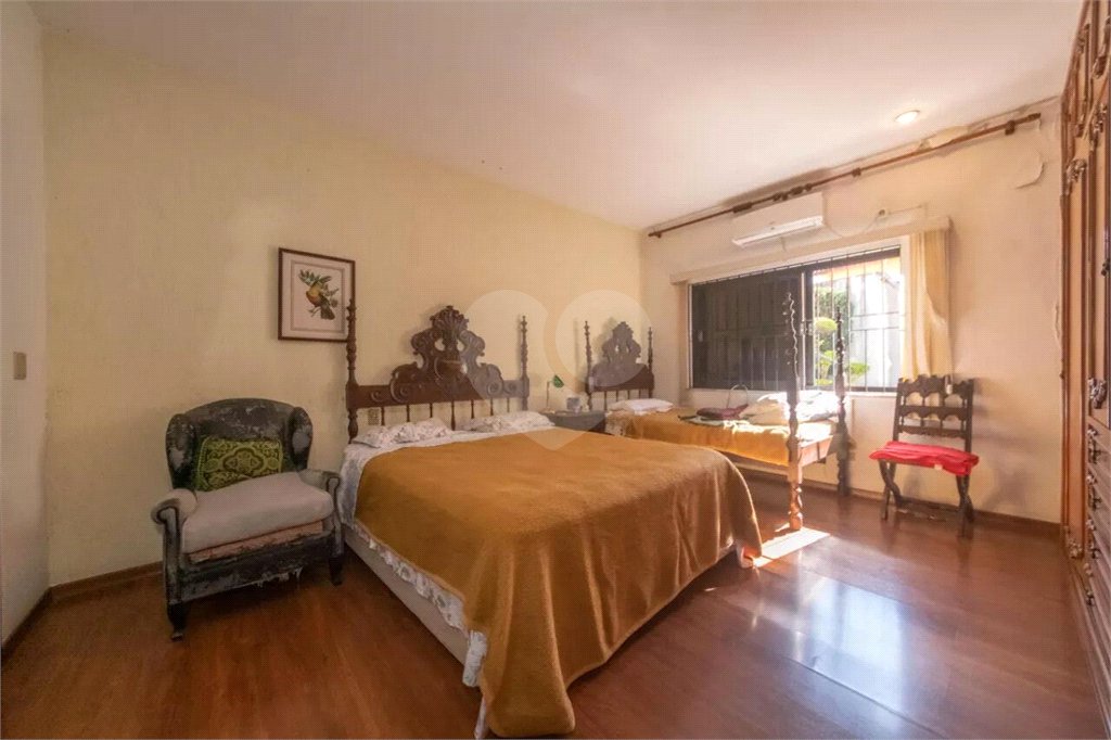 Casa Alto Padrão.Localização excelente. Venha conhecer. Agende uma visita.