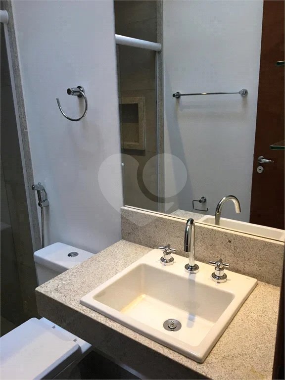 Casa, 3 dormitórios, 1 suíte, 2 vagas, para locação em Água Fria, em São Paulo