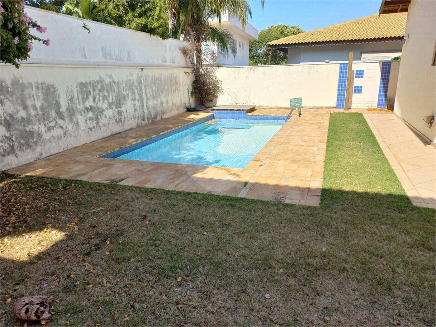 Casa Térrea no Condomínio Damha I,
