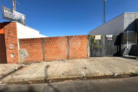 Terreno a venda no Jardim Munique