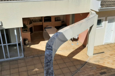 Belíssima casa Alto Padrão - Louveira