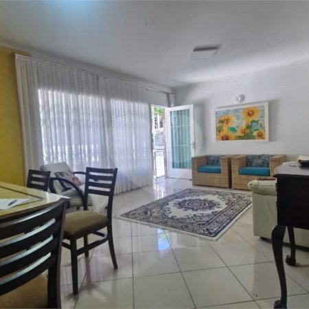 Casa térrea 280m² de terreno 3 dorms 1 suíte
