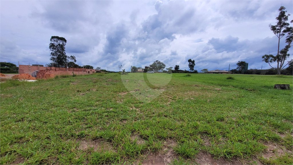 Loteamento Residencial no Condomínio Vila Pinhal do Broa