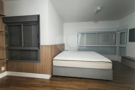 Belíssimo apartamento com 163m², 3 suítes e 2 vagas para locação na Chácara Klabin!