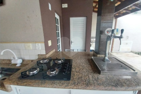 Casa Térrea Disponível para Locação e Venda no Condomínio Vilaggio Capriccio