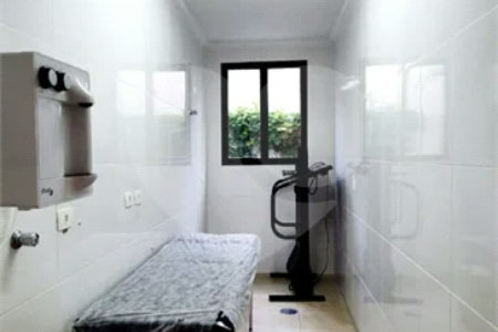 Apartamento à venda no Planalto Paulista de 147m² com 3 suítes e 3 vagas.