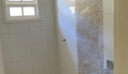 Casa à venda com 2 quartos, sendo 1 suíte,  em Nova Itanhaém, Itanhaém, SP