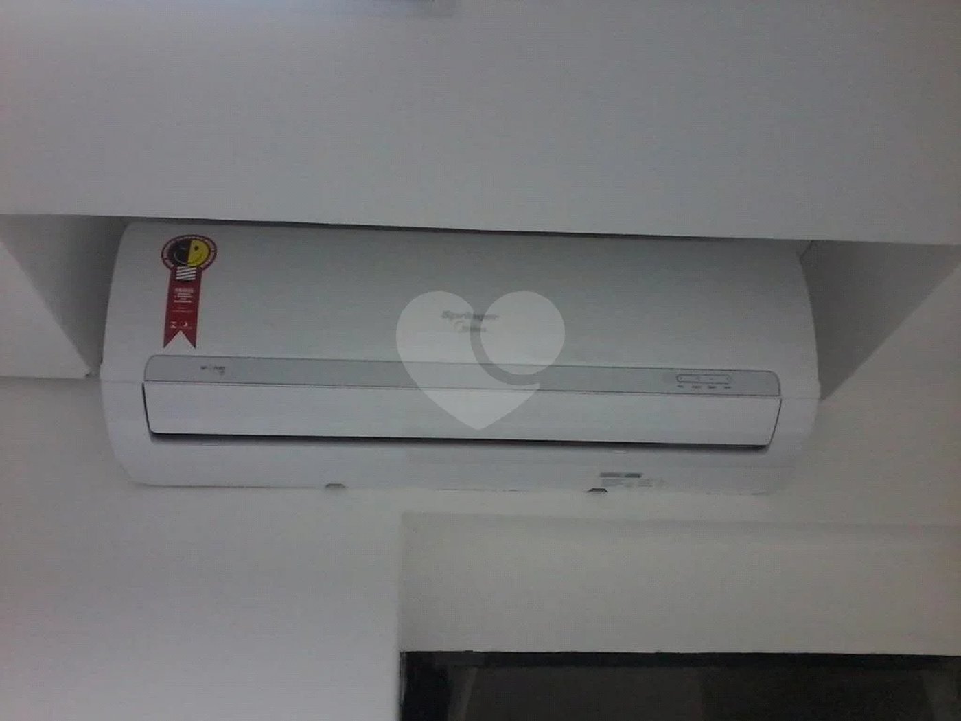 Sala comercial para locação e venda. 204m² AU