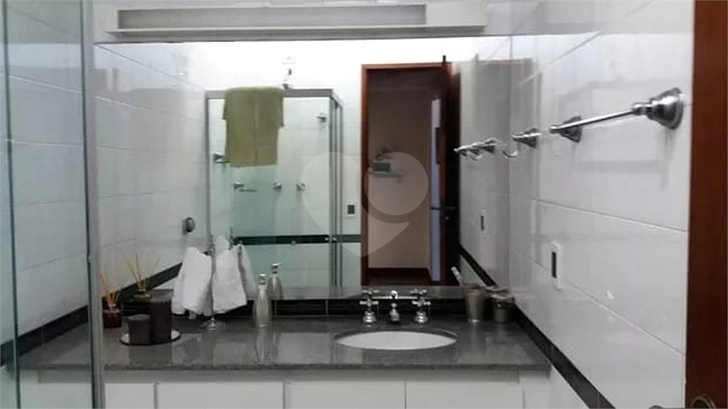 Excelente Sobrado à venda na Saúde c/4 Quartos/4 Vagas de Garagem