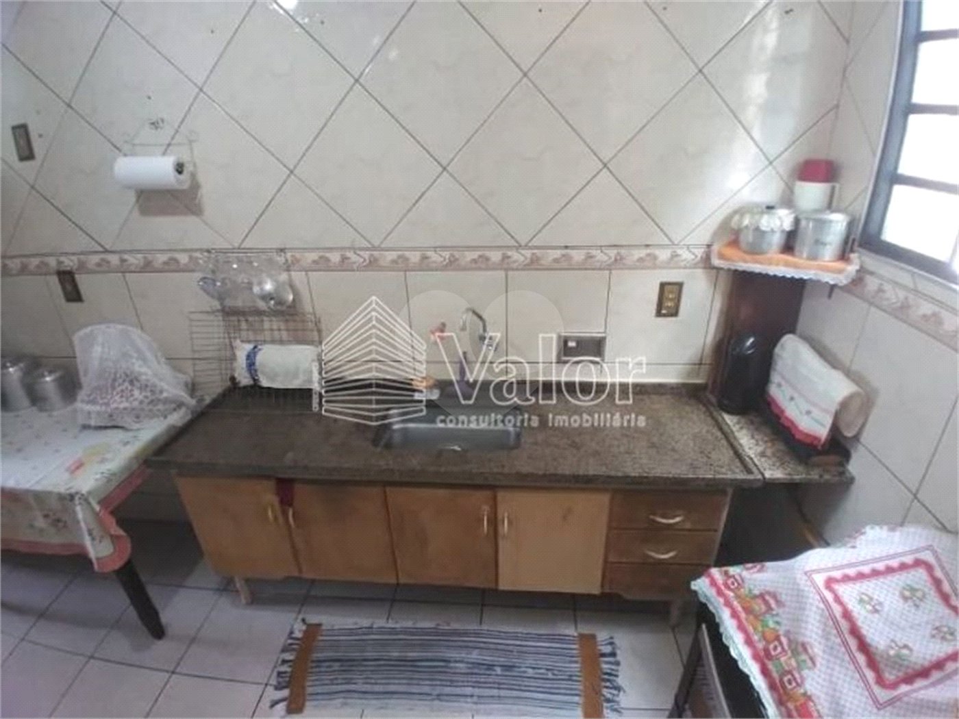 Casa Terreá á Venda.