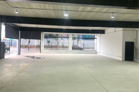 PRÉDIO / GALPÃO COMERCIAL À VENDA OU LOCAÇÃO Jardim Arapongas • Guarulhos/SP