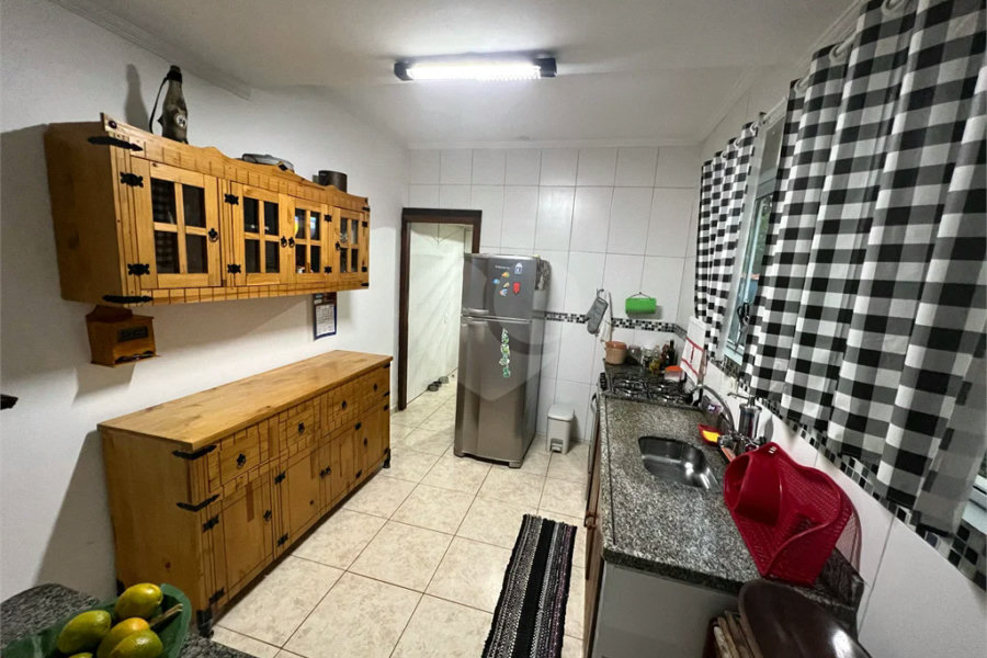 Casa à venda com 4 quartos, sendo 1 suíte,  em Costa do Sol, Bertioga, SP