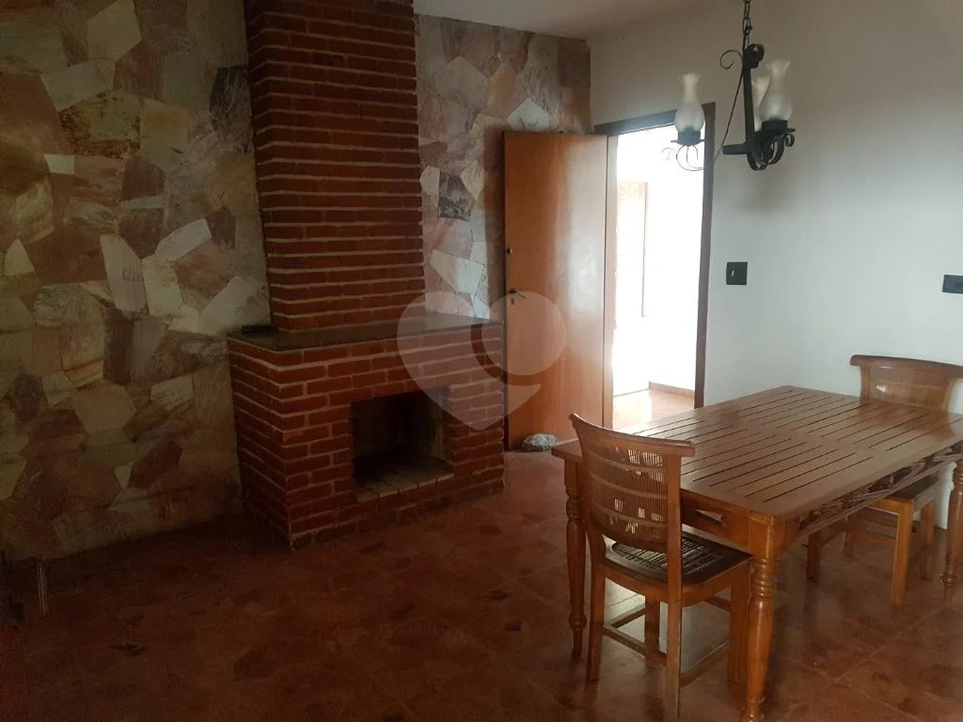 CASA TÉRREA PARA VENDA OU LOCAÇÃO COM 3 DORMITÓRIOS NO BOLSÃO DE INTERLAGOS