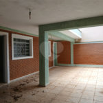Casa à venda no Jardim Nova São Carlos.