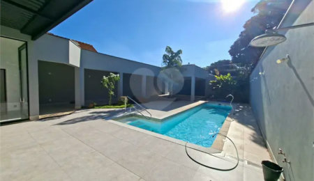 Casa à venda ou para alugar com 3 suítes no condomínio Vila Verde, Piracicaba - SP
