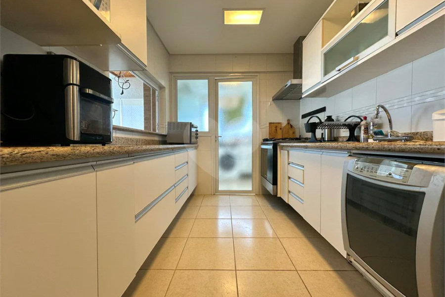 Cobertura à venda com 4 quartos, sendo 2 suítes,  em Riviera de São Lourenço, Bertioga, SP
