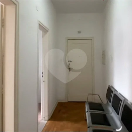 Apartamento 2 dormitorios, sala, cozinha sem vaga ,no bairro Republica