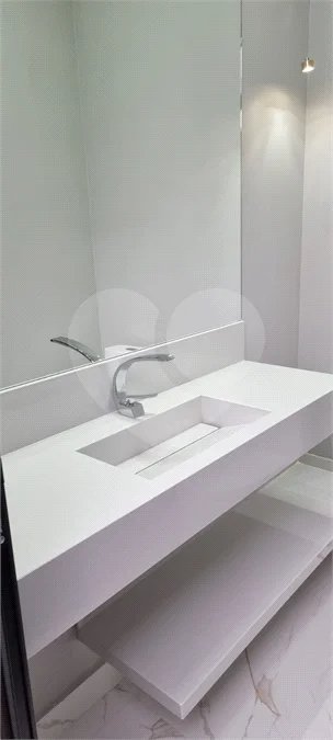 Indaiatuba - Sp - Condomínio London Park - Sol da manhã - 300 m² de terreno | 192 m² de área construída - R$ 1.990.000,00 - 03 suites - Uma residência cuidadosamente planejada para quem valoriza conforto, qualidade, tecnologia e ambientes funcionais, com acabamentos de primeira e uma arquitetur