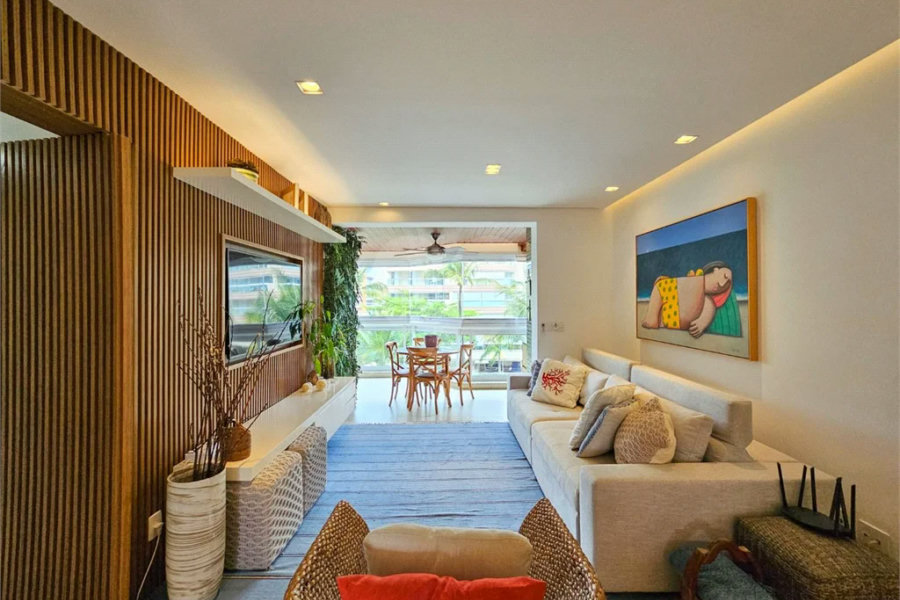 Apartamento à venda com 3 quartos, sendo 1 suíte,  em Riviera de São Lourenço, Bertioga, SP