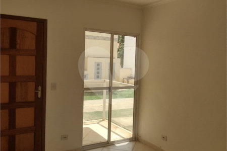 Excelente apartamento térreo no Condomínio Recanto Verde