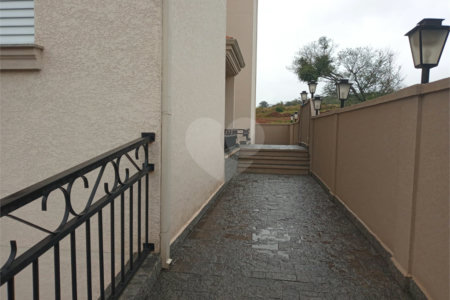 Apartamento para alugar com 2 quartos, sendo 1 suíte, em Jardim Flórida, São Roque, SP