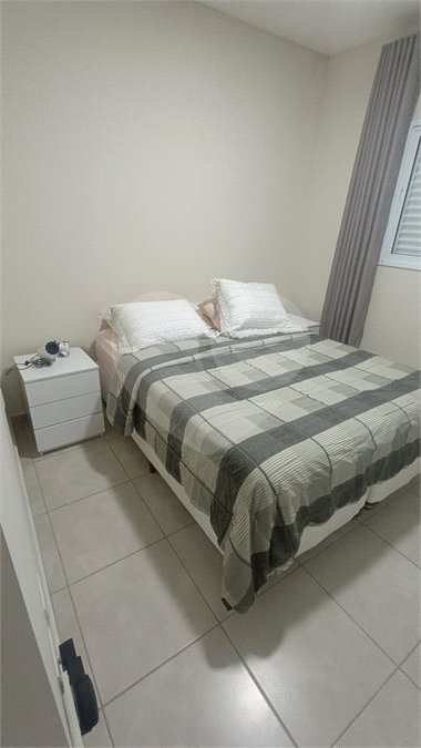 Apartamento a Venda - 2 dormitórios - Jd. Colonial