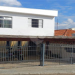Excelente oportunidade para investidores: três casas locadas, renda mensal imediata e localização estratégica na Saúde!!