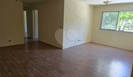 Apartamento à venda com 3 quartos, sendo 1 suíte,  em Alto de Pinheiros, São Paulo, SP