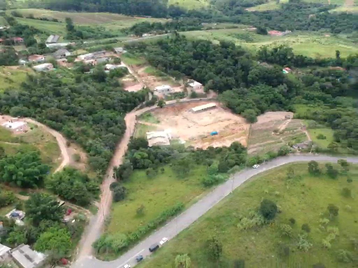 Terreno à venda no condomínio Arataba, Louveira - SP