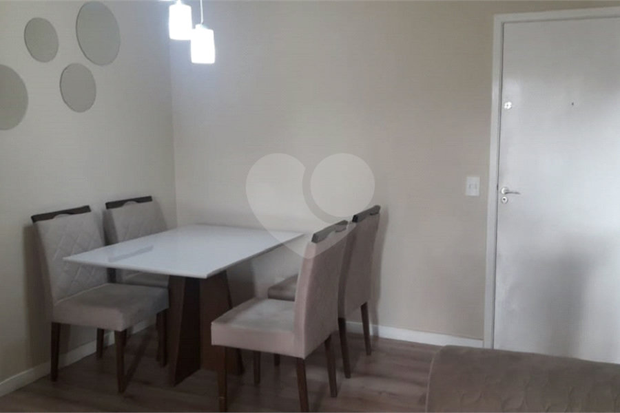 Excelente apartamento todo mobiliado, paralela a Júlio Buono!