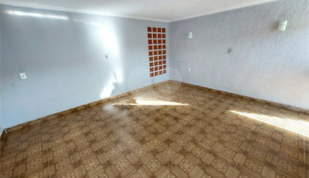 Casa à venda com 4 quartos, sendo 2 suítes,  em Chácara Parque Club, São Carlos, SP