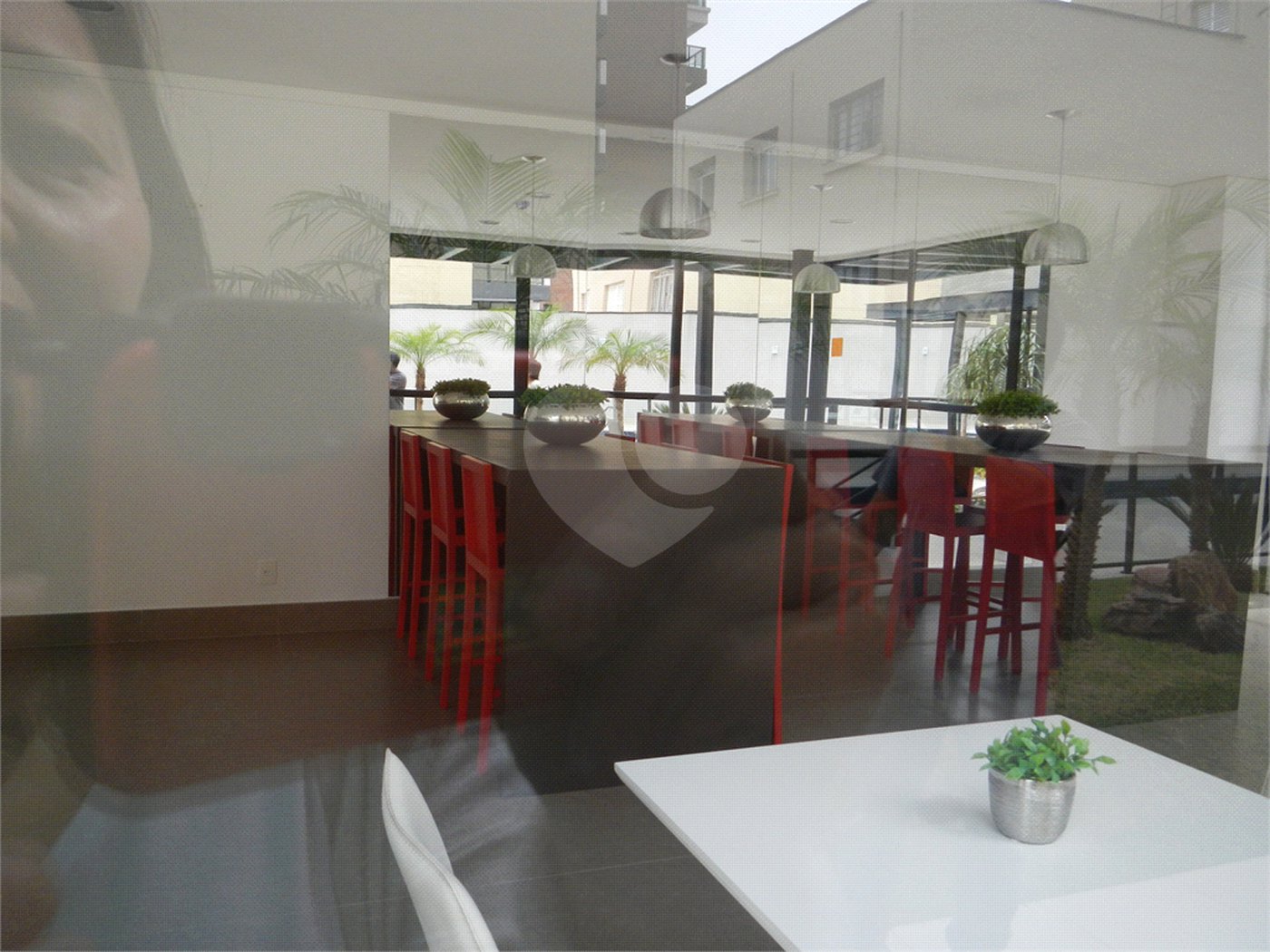 Studio à venda na Aclimação c/33,20m2 úteis - 1 Quarto/1 Vaga - 800m. metrô Ana Rosa/Paraíso