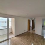 Apartamento à venda com 2 quartos em Jardim Ísis, Cotia - SP