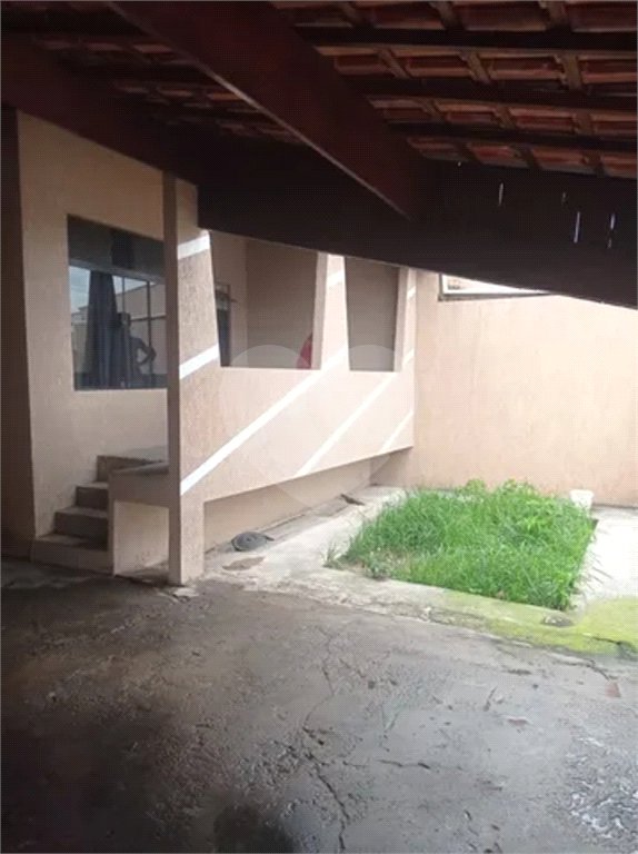 CASA A VENDA, PARQUE BANDEIRANTES, 3 DORMITORIOS 1 SENDO SUÍTE, 2 VAGAS DE GARAGEM, SJC/SP