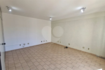 Sala Comercial à Venda no Edifício Luciano Zanollo – São Carlos/SP