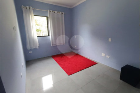 Apartamento para alugar com 2 quartos em Jardim Villaça, São Roque, SP
