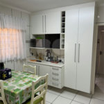 Sobrado à venda com 3 quartos, sendo 1 suíte,  em Parque dos Sabiás, Louveira, SP