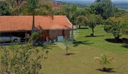Chácara à venda com 7 quartos, sendo 2 suítes,  em Parque Itaipu, São Carlos, SP