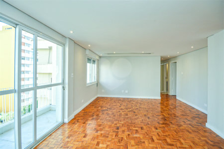 Amplo apartamento na Bela Vista com 177 m²