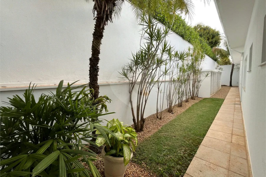 Excepcional Casa de 4 Suítes no Condomínio Monte Alegre em Piracicaba