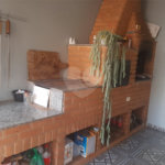 Bela casa com boa localização no bairro Portal do Sol